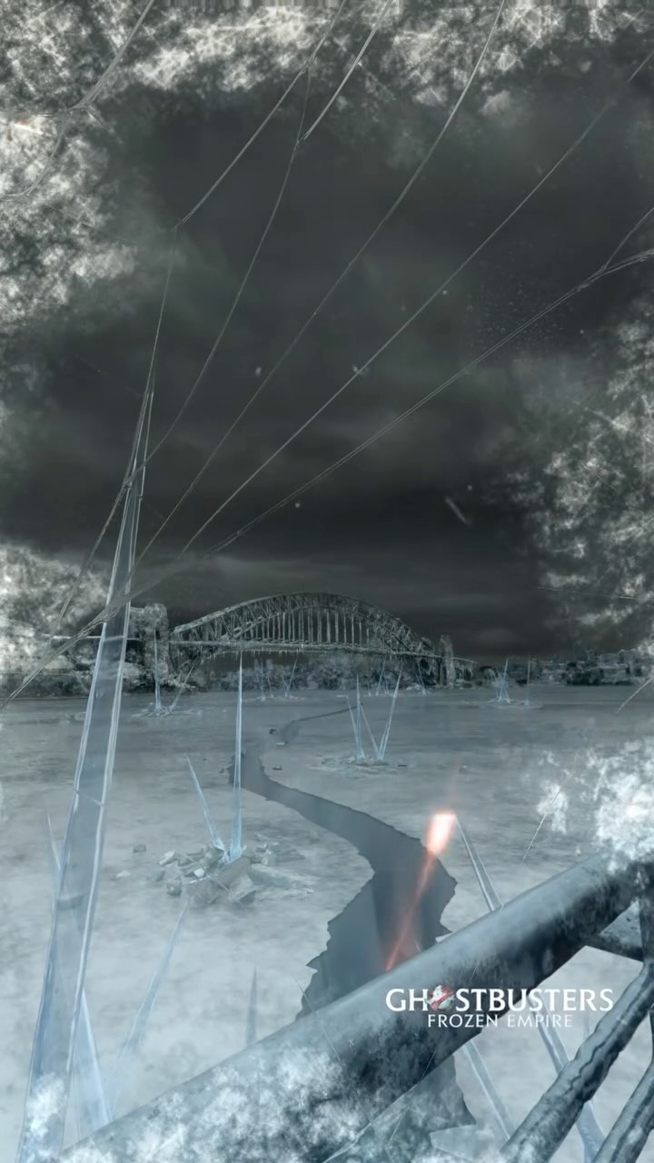 👻🌉 Next stop on our frosty tour with the Ghostbusters: Sydney! The Harbour Bridge has never looked cooler (literally).